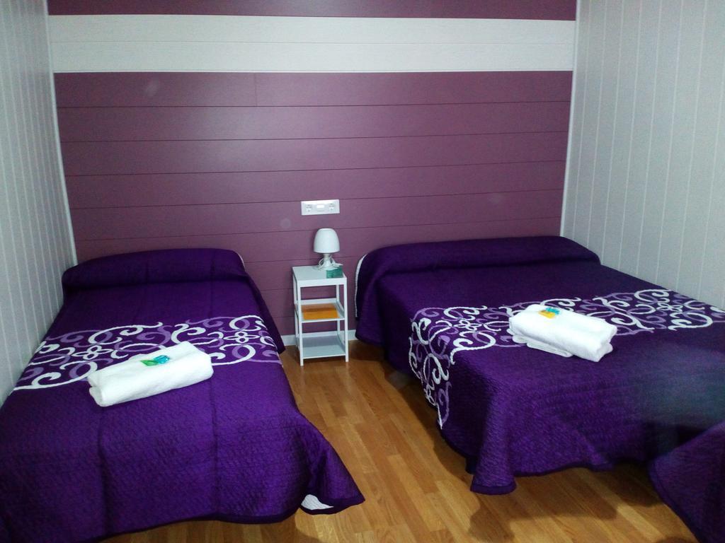 Hostal Escala Luna Salamanca Ruang foto