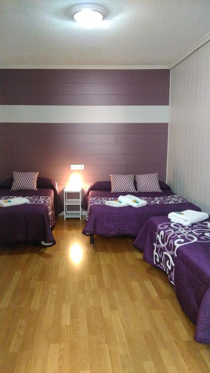 Hostal Escala Luna Salamanca Bagian luar foto