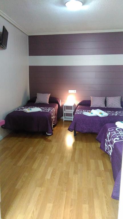 Hostal Escala Luna Salamanca Bagian luar foto