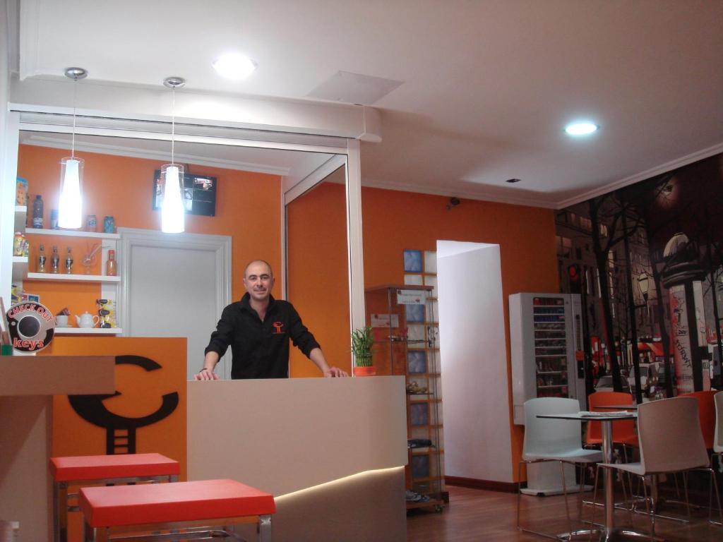 Hostal Escala Luna Salamanca Bagian luar foto