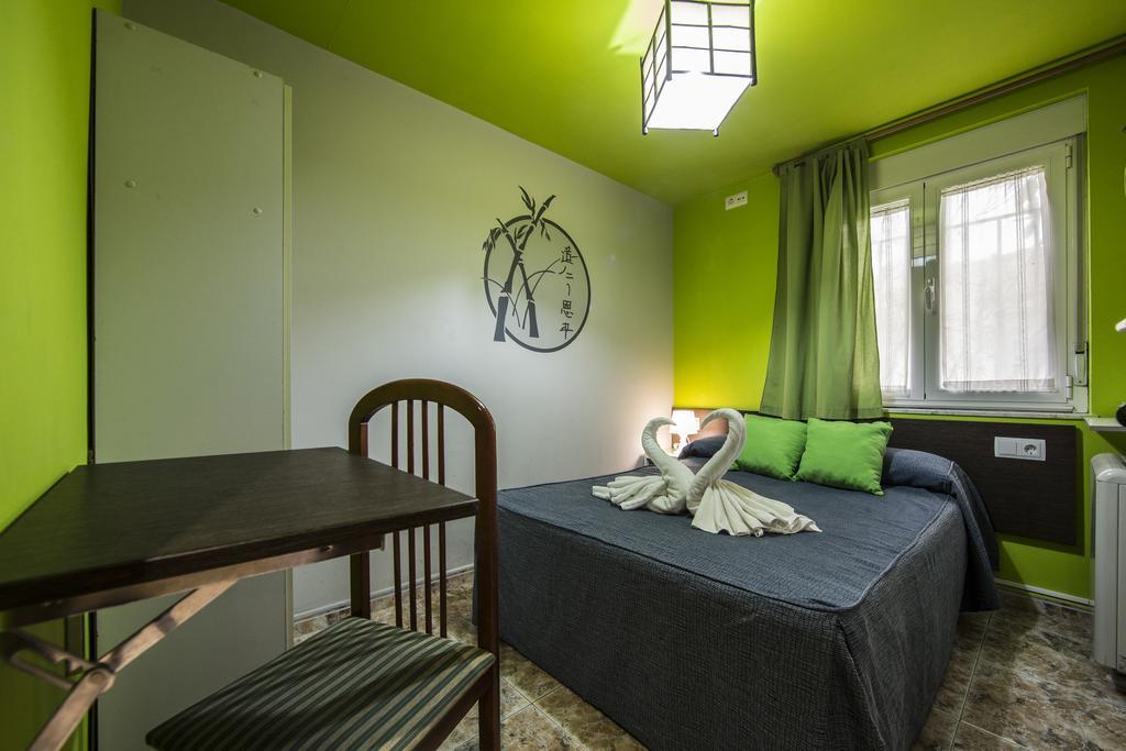 Hostal Escala Luna Salamanca Bagian luar foto