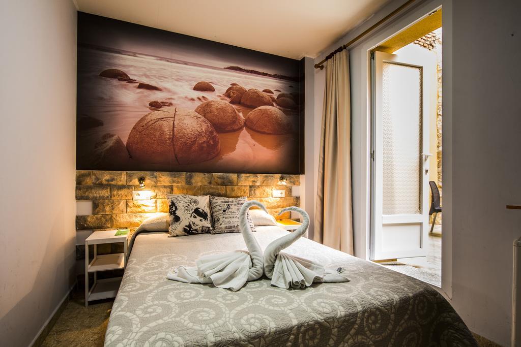 Hostal Escala Luna Salamanca Bagian luar foto