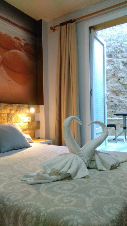Hostal Escala Luna Salamanca Bagian luar foto