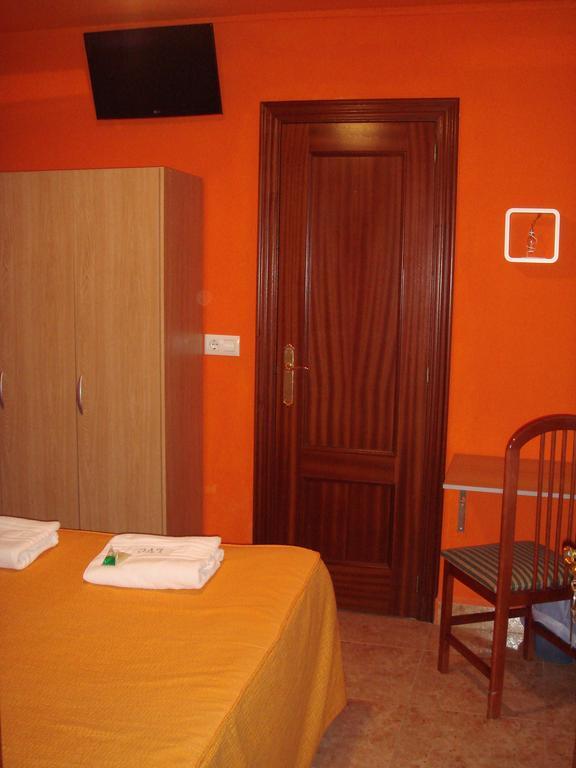 Hostal Escala Luna Salamanca Bagian luar foto