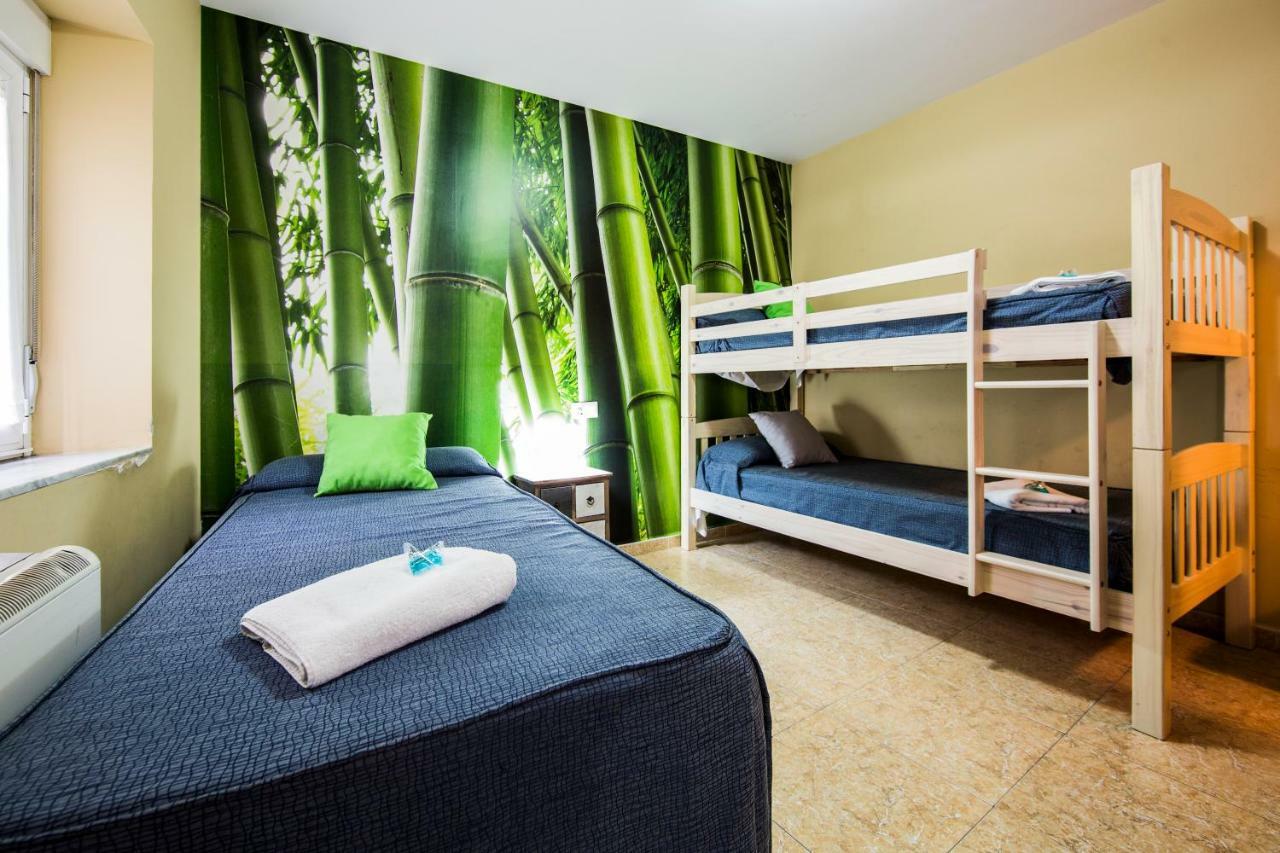Hostal Escala Luna Salamanca Bagian luar foto